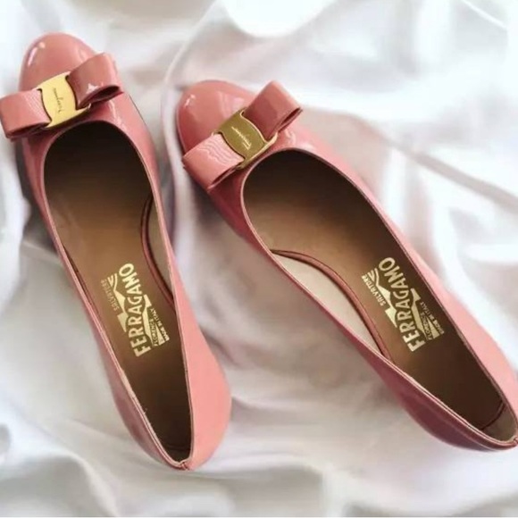 🤗Host pick🥳 Authentic Salvatore Ferragamo size 7.5 pink flat - Picture 8 of 8